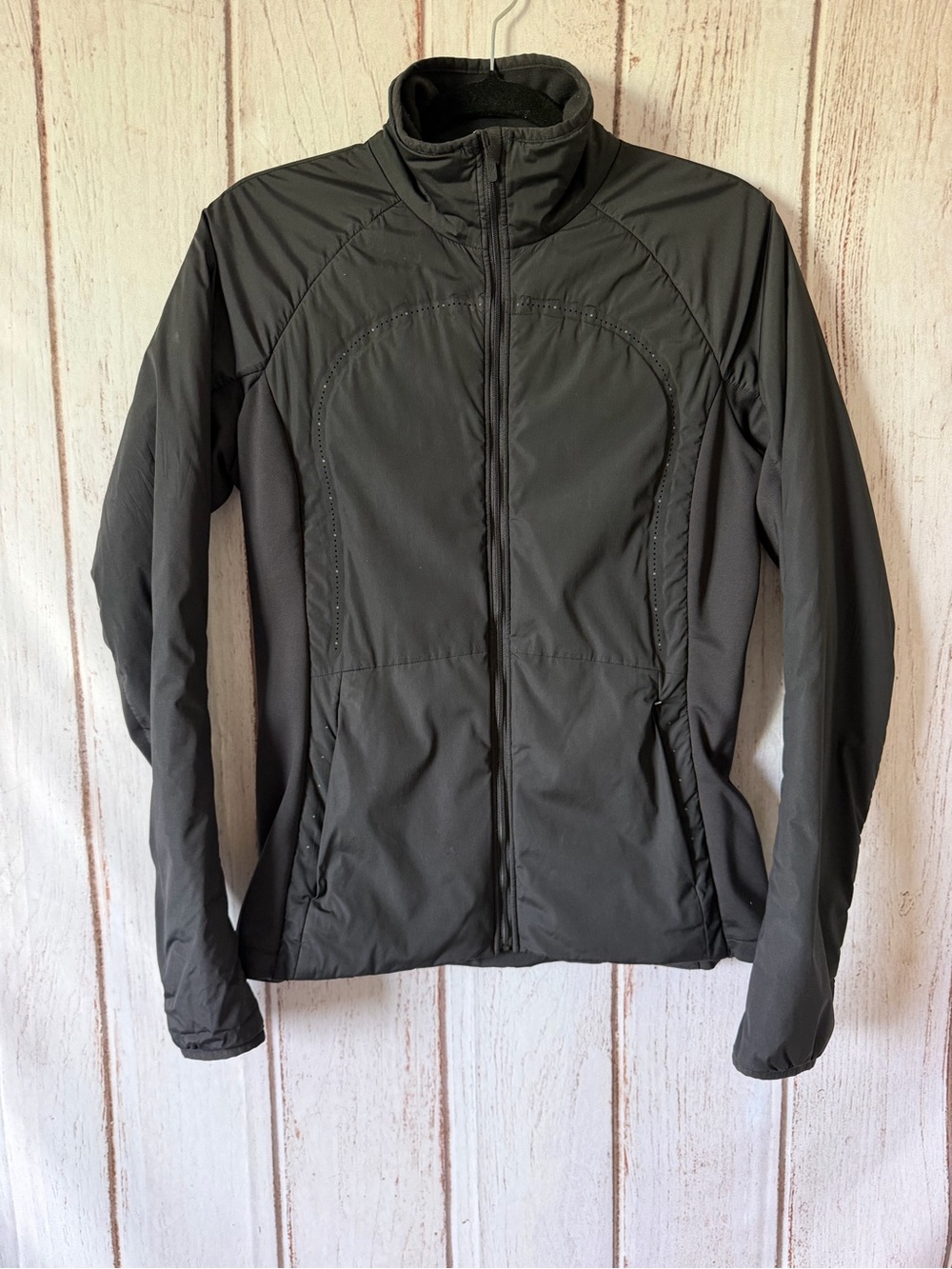 Lululemon Run for Cold Jacket Black Size 8